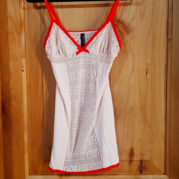 NWOT VICTORIAS SECRET peach lace babydoll - Picture 1 of 6